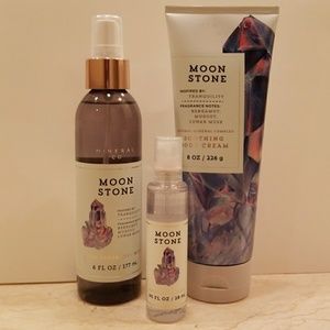 Bath and Body Works Moon Stone Set.